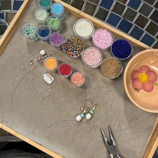 perler og værktøj til lav selv smykker
